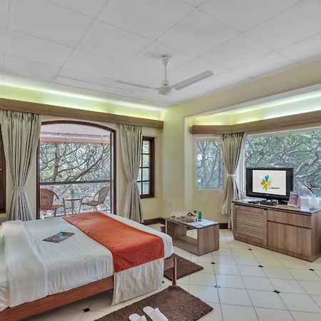 Club Mahindra Sherwood Mahābaleshwar Exteriör bild
